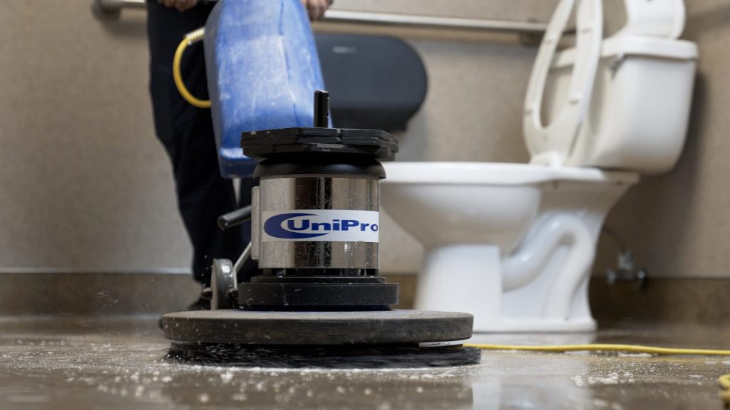 professional floor cleaning and maintenance 