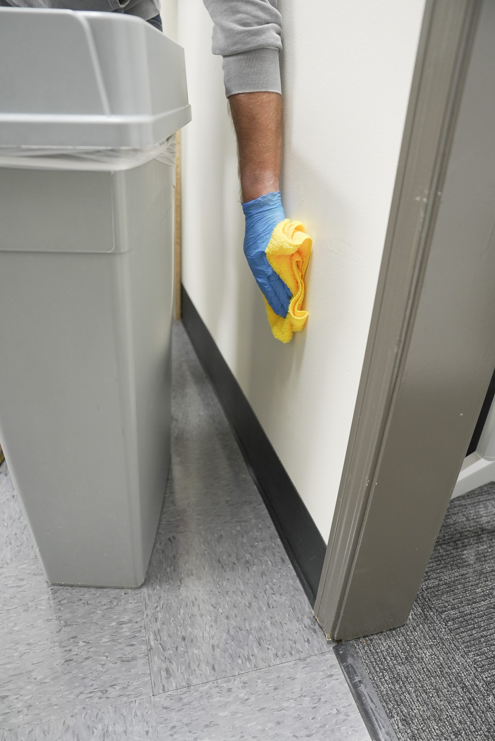 Give Employees a Clear Standard to Work Toward commercial cleaning training